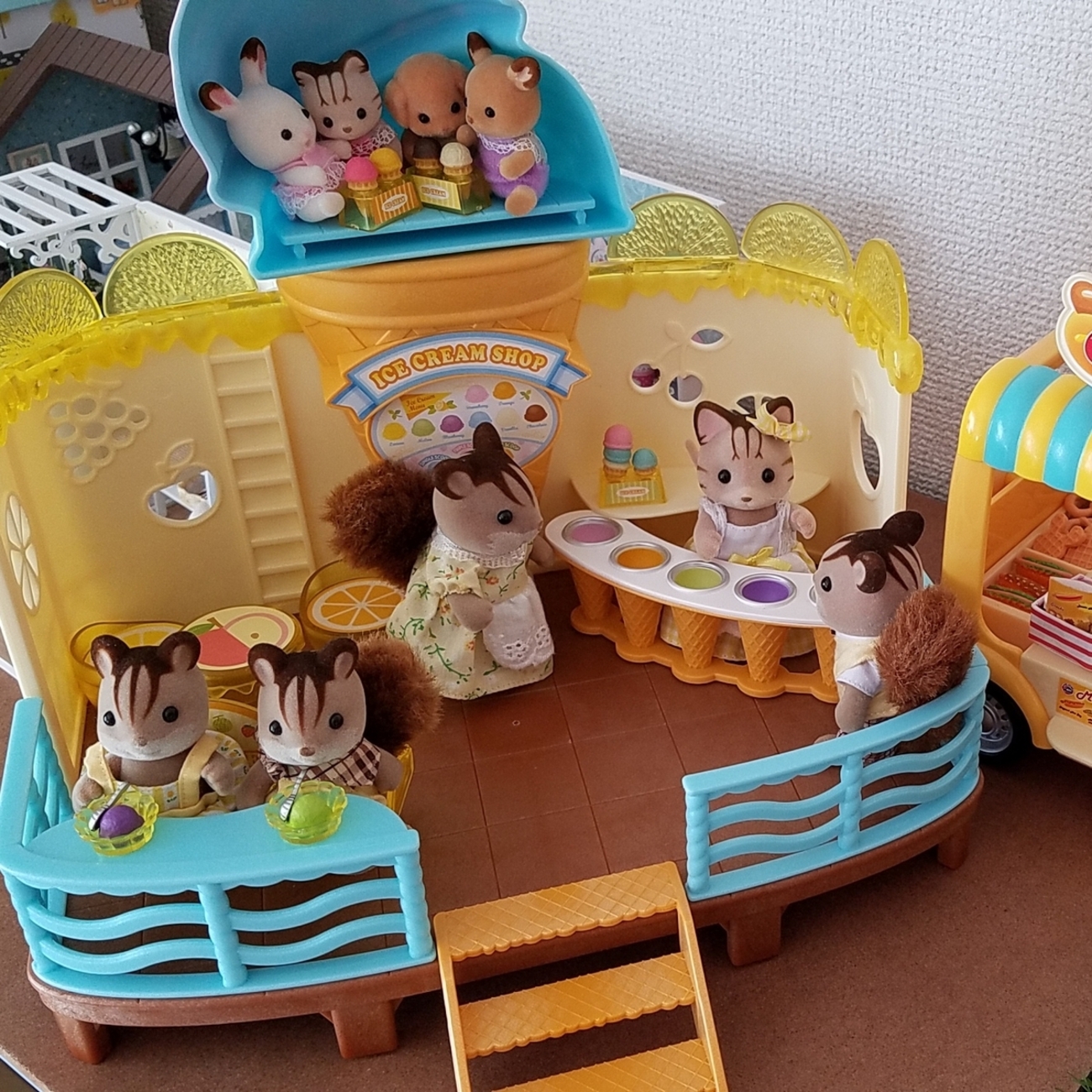 シルバニア〉海辺のアイスクリームパーラー展望台へ行く ＆ 影遊び 