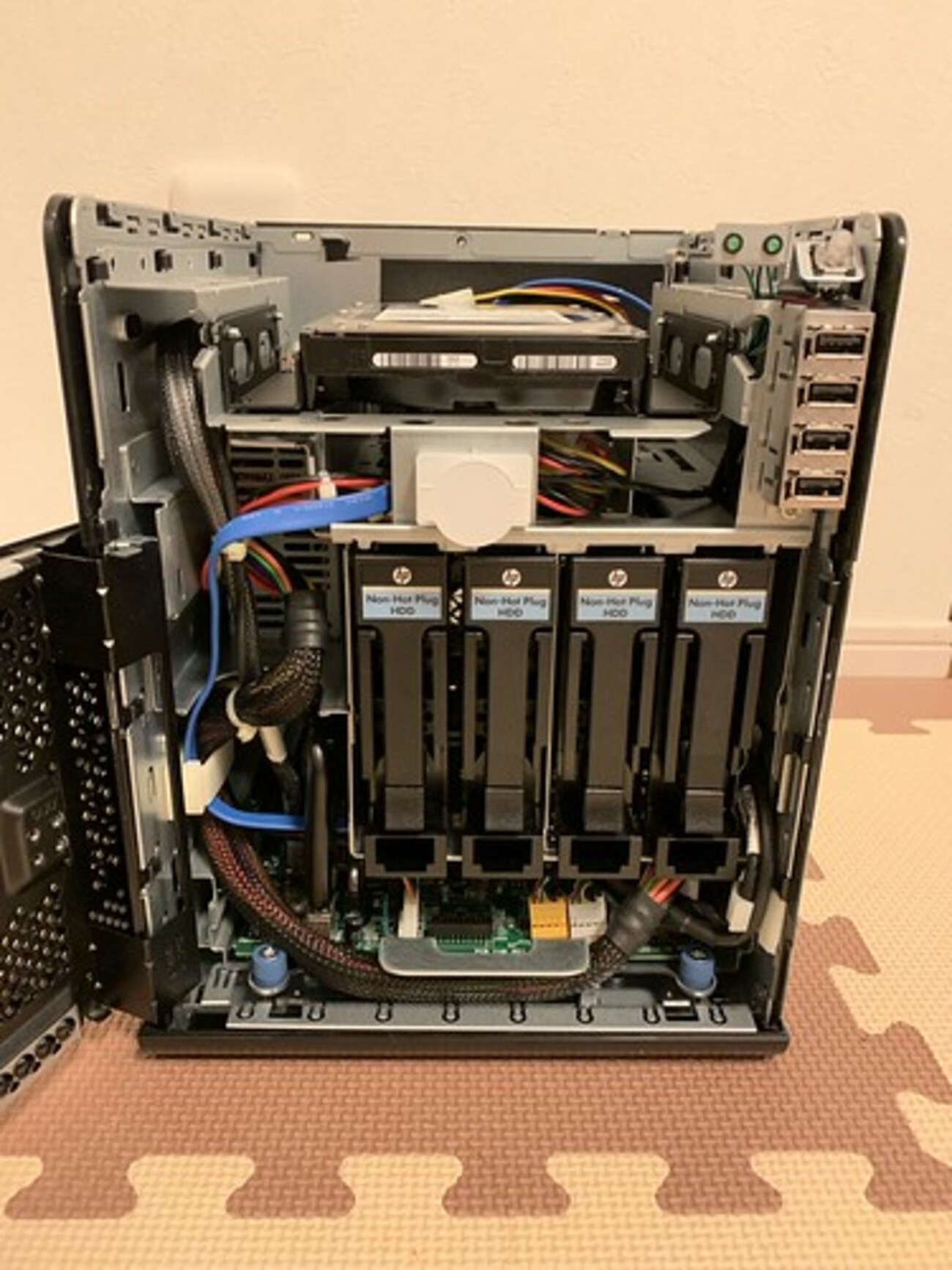 HP Microserver N54L セットアップ日記 その1 - メモリ・ディスク・NIC 