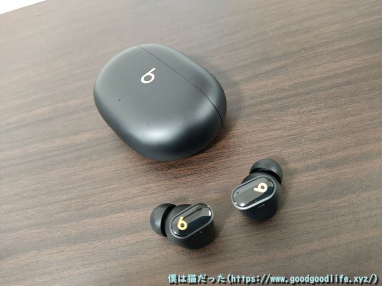Beats 納まる Studio Buds パワフルサウンド、完璧な着け心地
