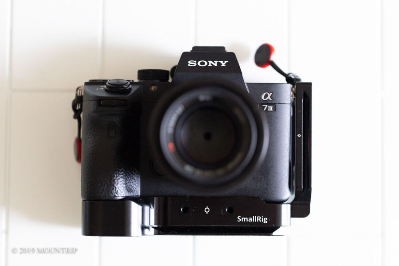 レビュー】SmallRig α7Ⅲ用L型ブラケットでカメラ生活が快適になった話 