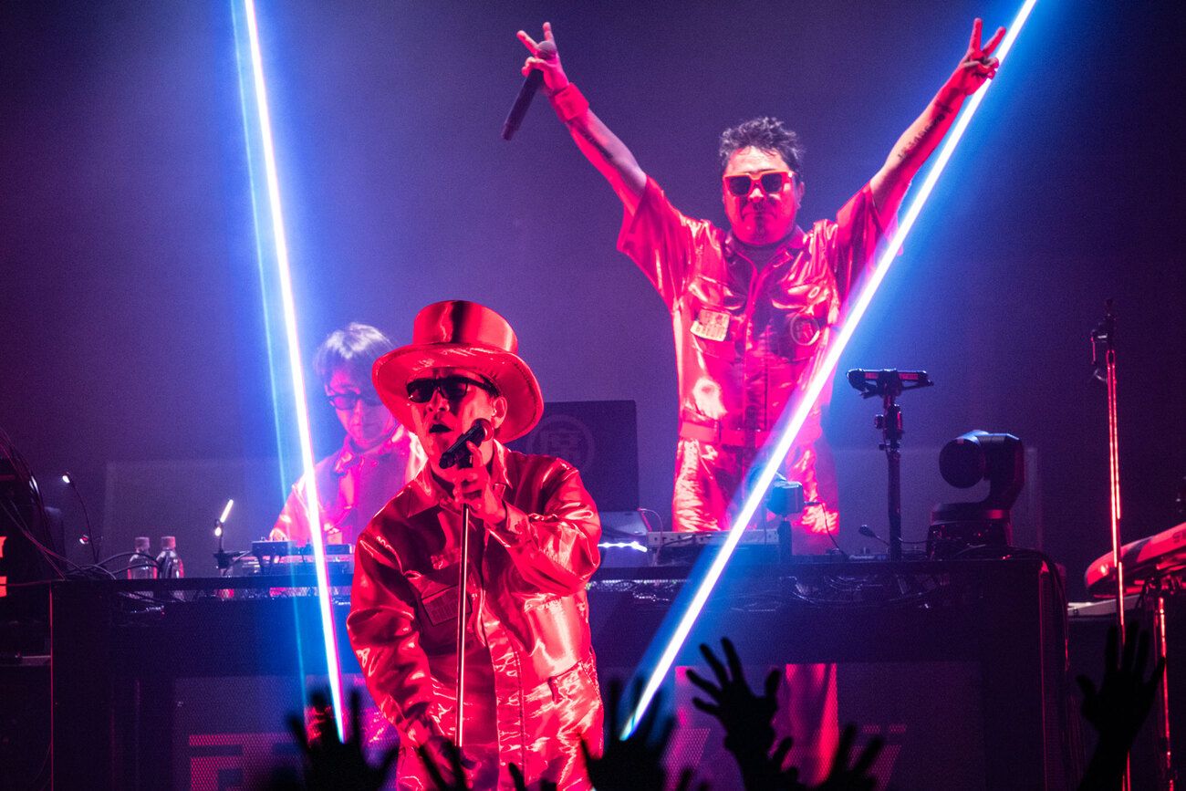 電気グルーヴ＆砂原良徳（まりん）『ツアー“the”席指定』ライブレポート｜セットリスト・機材・メンバーコメント掲載 - サンレコ 〜音楽制作と音響のすべてを届けるメディア