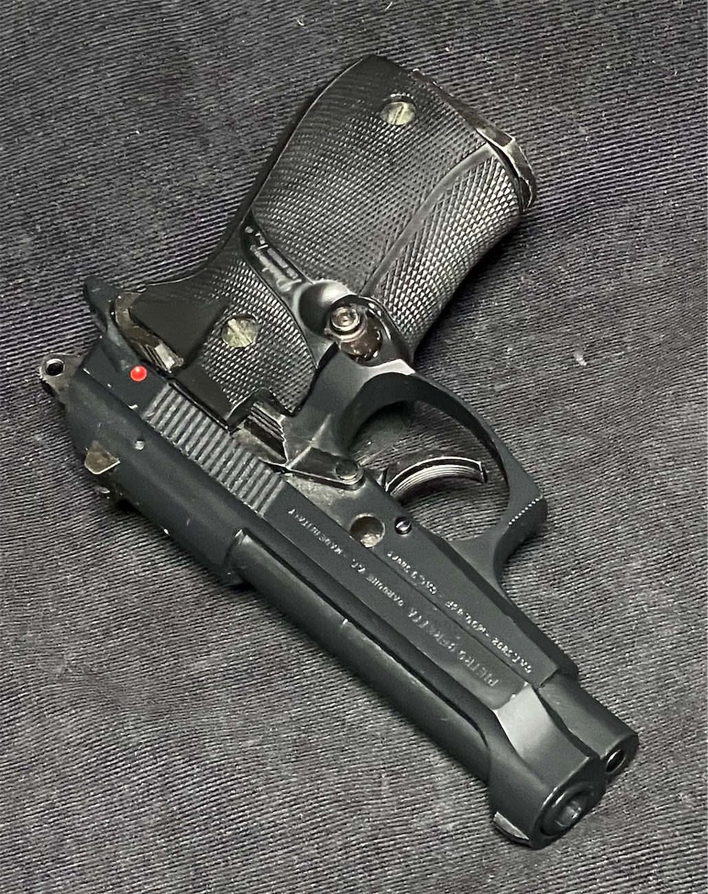 美品WA ウェスタンアームズ　Beretta M84F ベレッタ　新型マガジン付 ウエスタンアームズ WA BERETTA M84F 新マガジン対応加工済