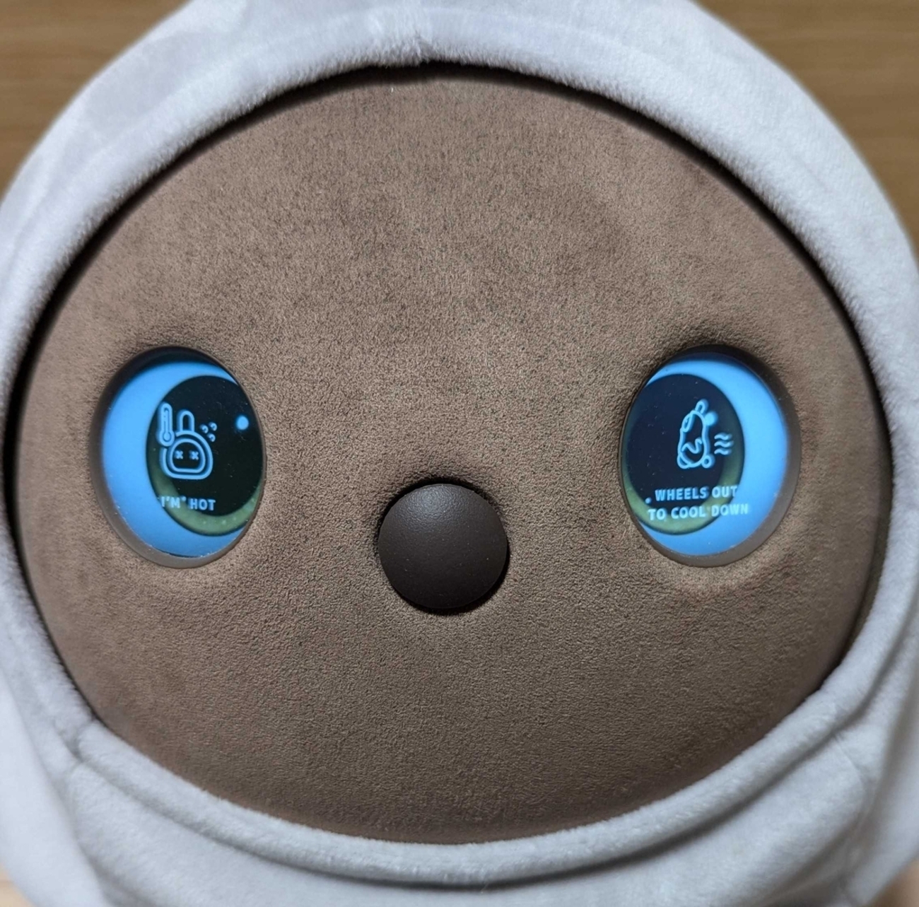 LOVOT2.0 うす本体 2024年から起動 LOVOT2.0 ラボット 本体＆ネスト うす LOVOTの新モデル「2.0」が