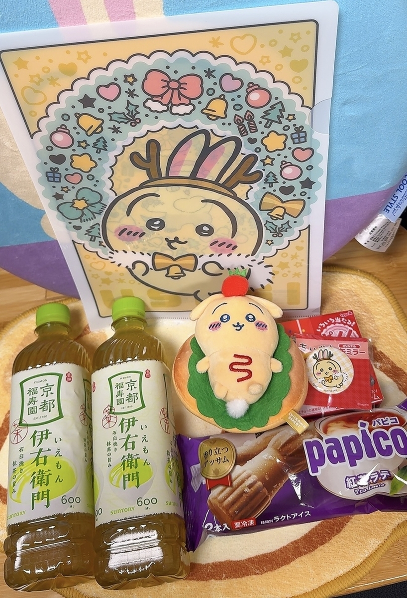 ちいかわ × セブンイレブンコラボ クリアファイル ノート 缶ミラー ちいかわ - ちいかわセブンイレブン コラボ クリアファイル ノート 缶