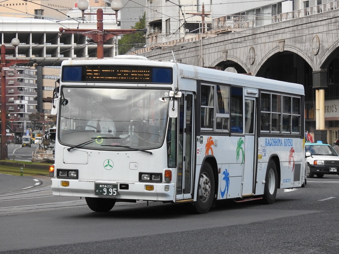 激レア　鹿児島鉄道発行　行幸啓奉送迎入場券の見本品 鹿児島交通(元西武バス) 2023号車 - 新つなぐ☆ひろがる
