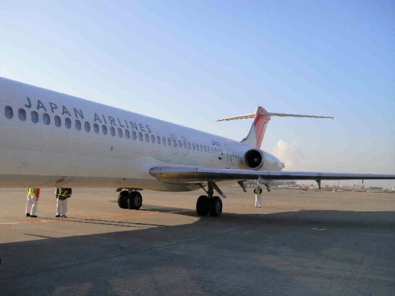 専用品 南紀白浜空港 1周年記念 土産物400種、魅力発見 白浜空港に19日、「和歌山セレクト」開店
