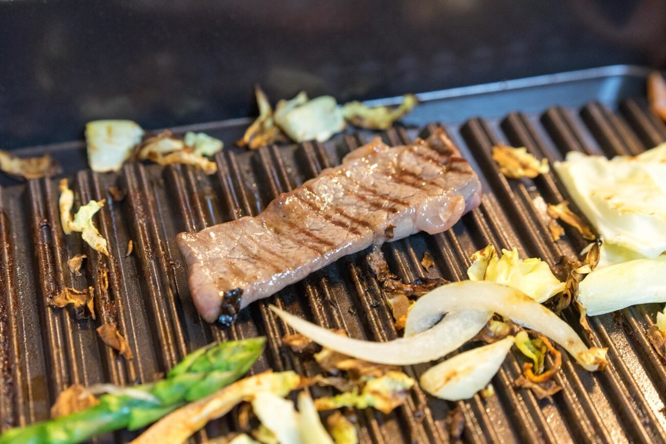 1・2人焼肉でアイリスオーヤマの遠赤外線ロースターを使ってます