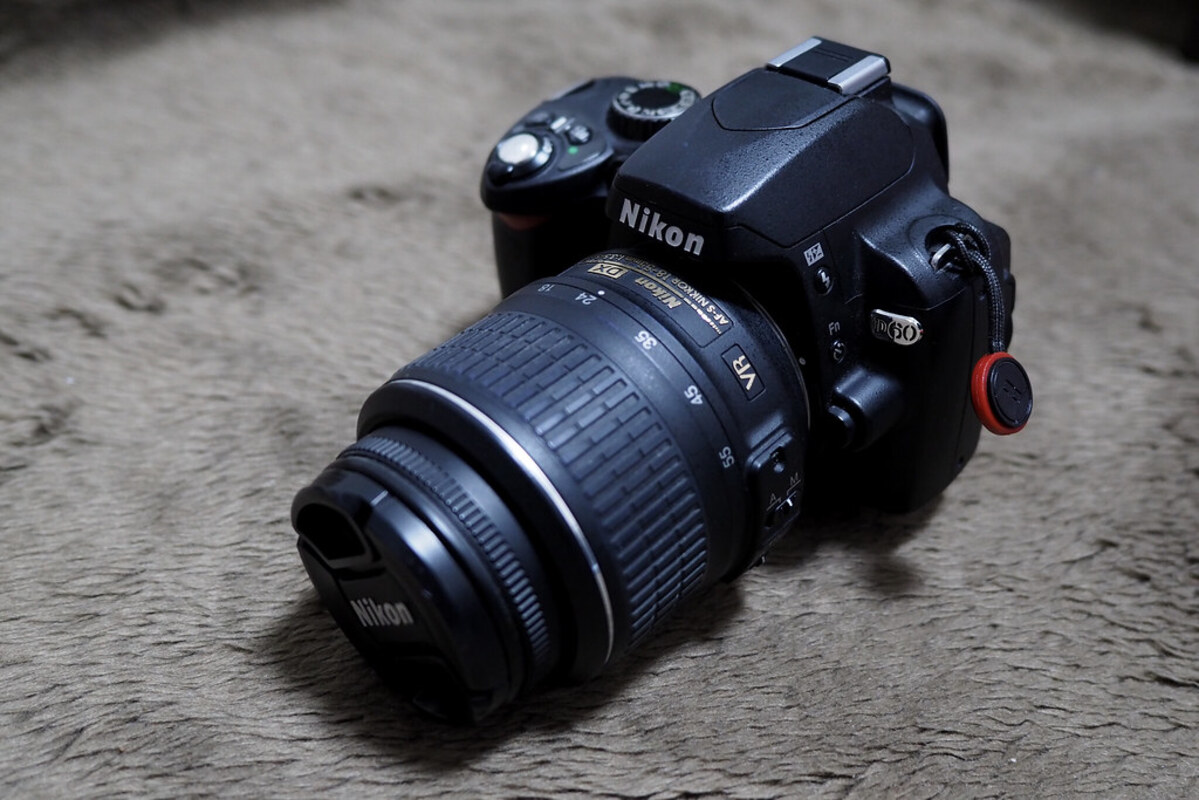 Nikon D60 デジタル一眼レフカメラ 18-55mmレンズ付き ニコンD ニコン デジタル一眼レフカメラ Nikon D60 AF-S 18-55mm