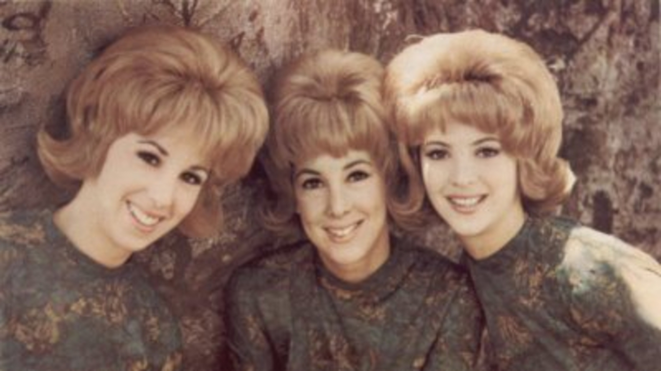 THE PARIS SISTERS - BEET POPS CLUB