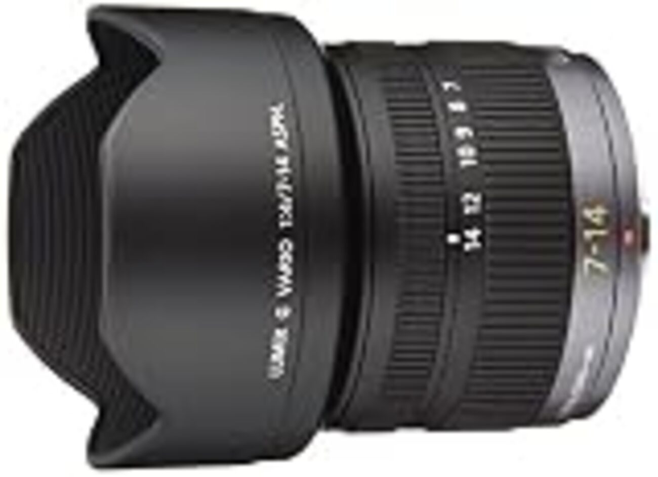 SLR Magic 8 mm f / 4.0は LUMIX G Vario 7-14mmF4の代わりになるのか 