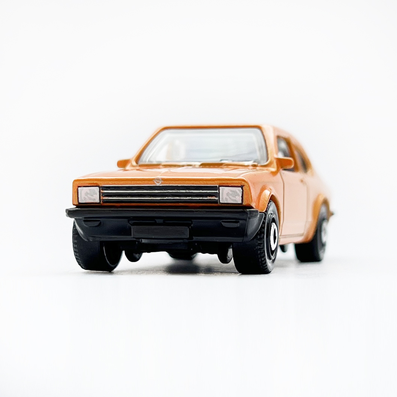 1975 OPEL KADETT - 増えすぎたミニカーに愛を捧ぐ