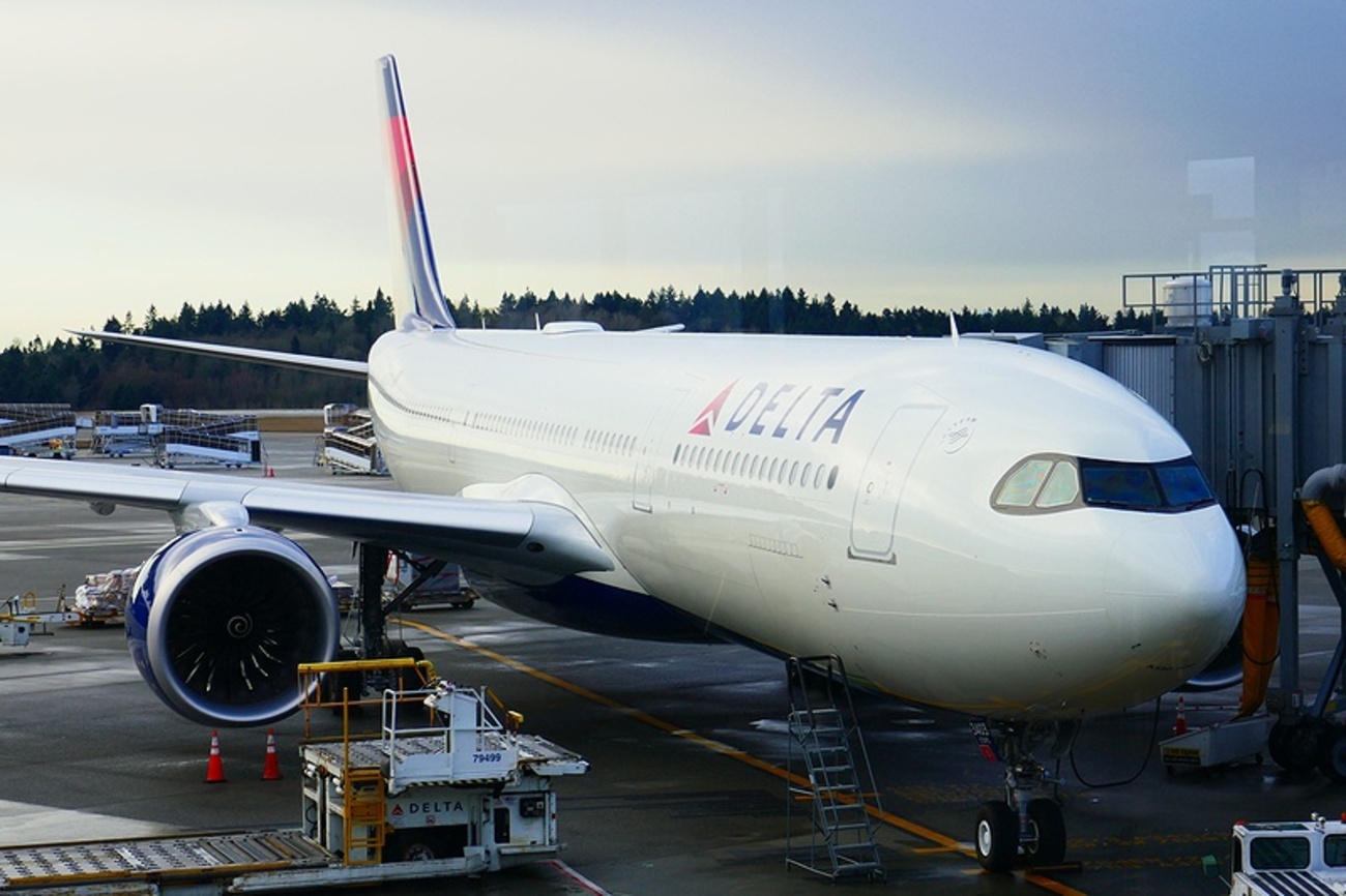 デルタ航空 A330 コレクションアイテム3点セット デルタ航空 A330 コレクションアイテム3点セット