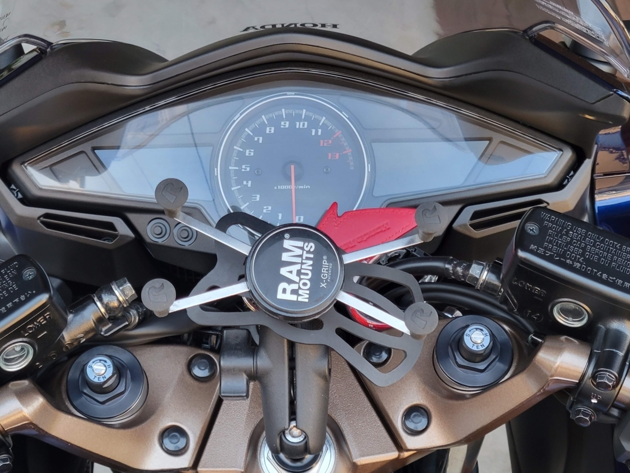Webike | Tech mount テックマウント Tーグリッパー＆ 5GステムマウントFJRヨウ FJR1300(TM-510998TG) |  スマートフォンホルダー・スマートフォンマウント 通販 VFR800A/Fli（07〜13年） 汎用ステムマウント 63mm（2.5シャフト） ブラック TECH MOUNT（テックマウント）