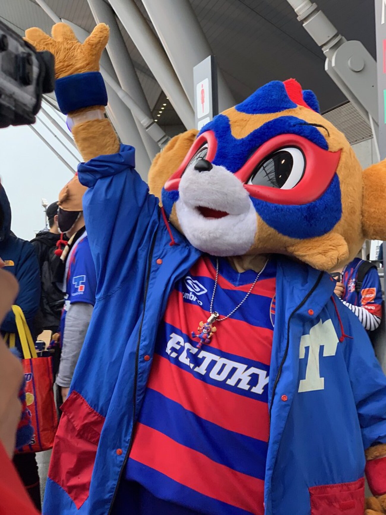FC東京 冷感タオル 東京ドロンパ サッカー Jリーグ 日本代表 ゆるキャラ FC東京 冷感タオル 東京ドロンパ サッカー Jリーグ 日本代表
