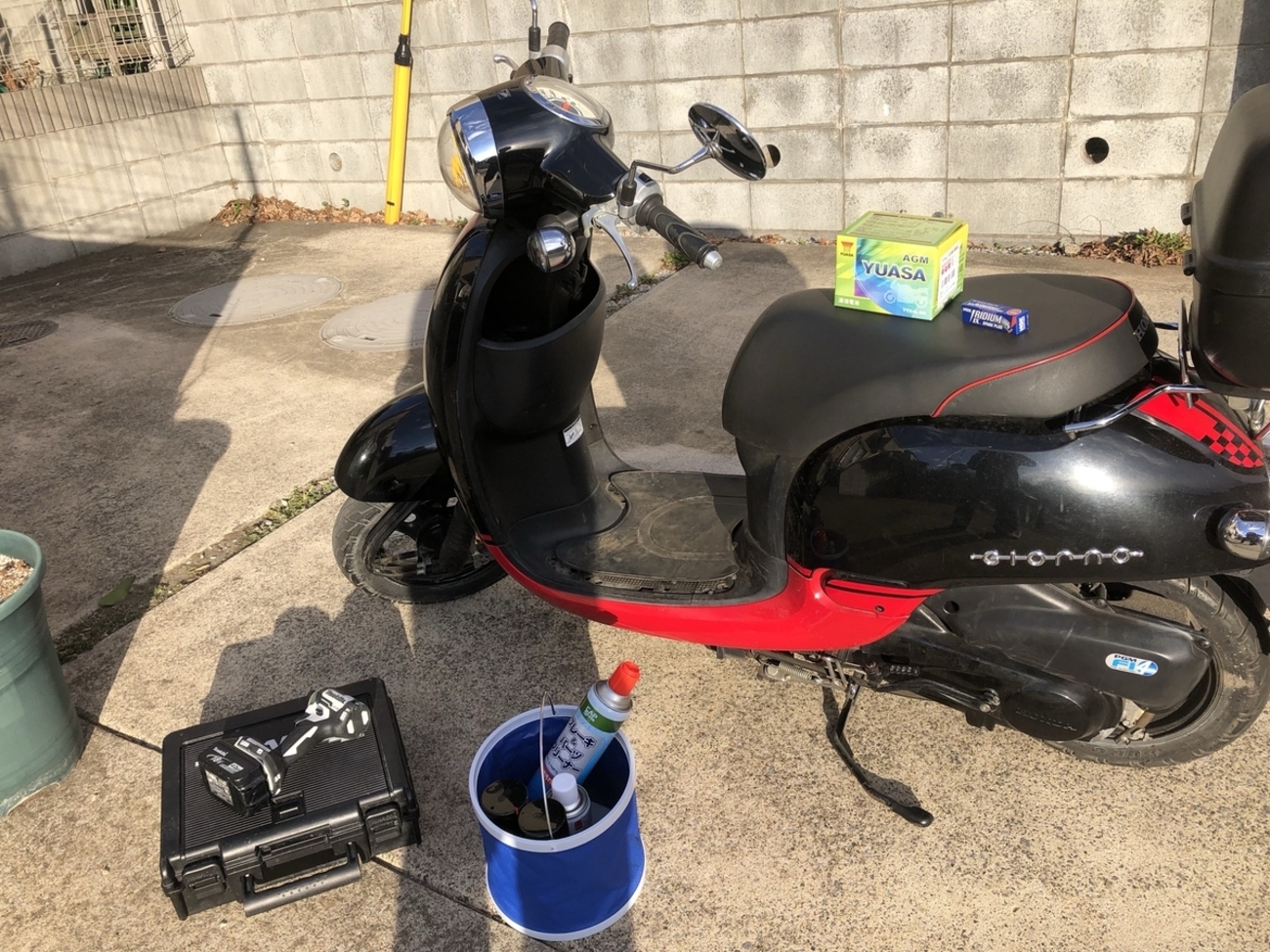 ホンダ ジョルノ(AF70)】原付整備記録 スパークプラグ+バッテリー交換 