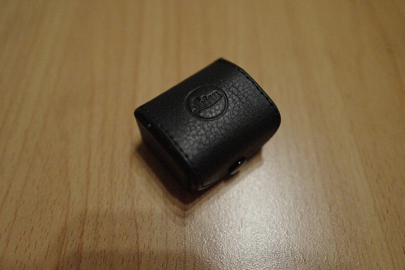 Leica 12531 アングルファインダー ケース付き ライカ　ファインダー Leica Angle Viewfinder M 12531 - 晴れ時々ジャズ、雨のちカメラ