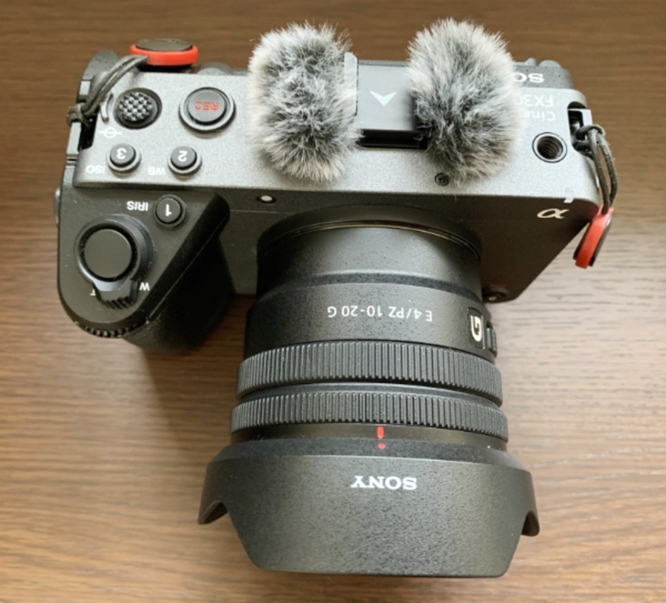 FX30にZ30用ウィンドシールドがシンデレラフィットやってん 