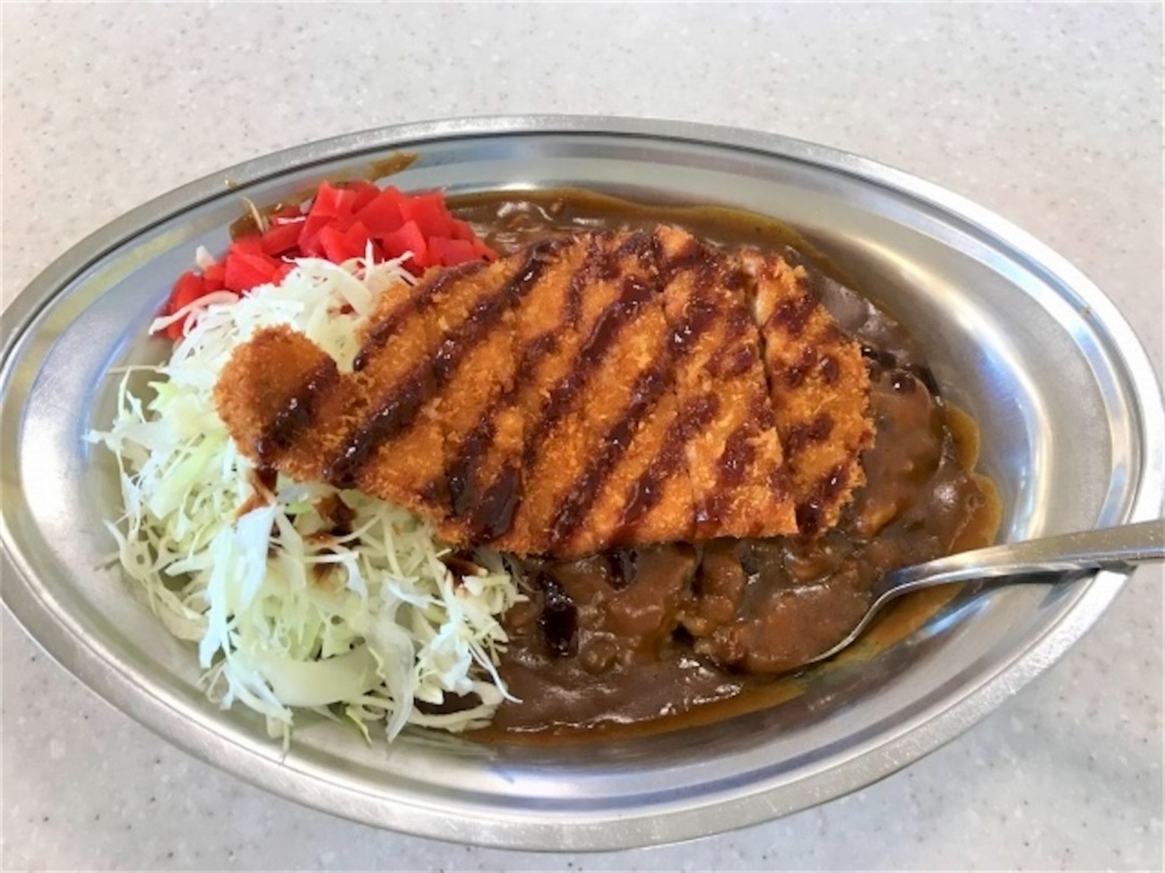 金沢カレーの作り方｜濃厚でクセになる！石川県発のご当地グルメを家庭で再現 - 食べ物系情報ブログ