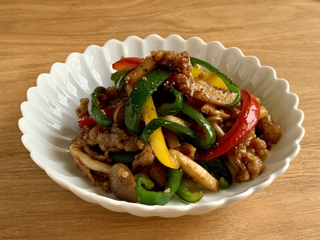 豚肉で作る 青椒肉絲（チンジャオロースー） - ごはん便り