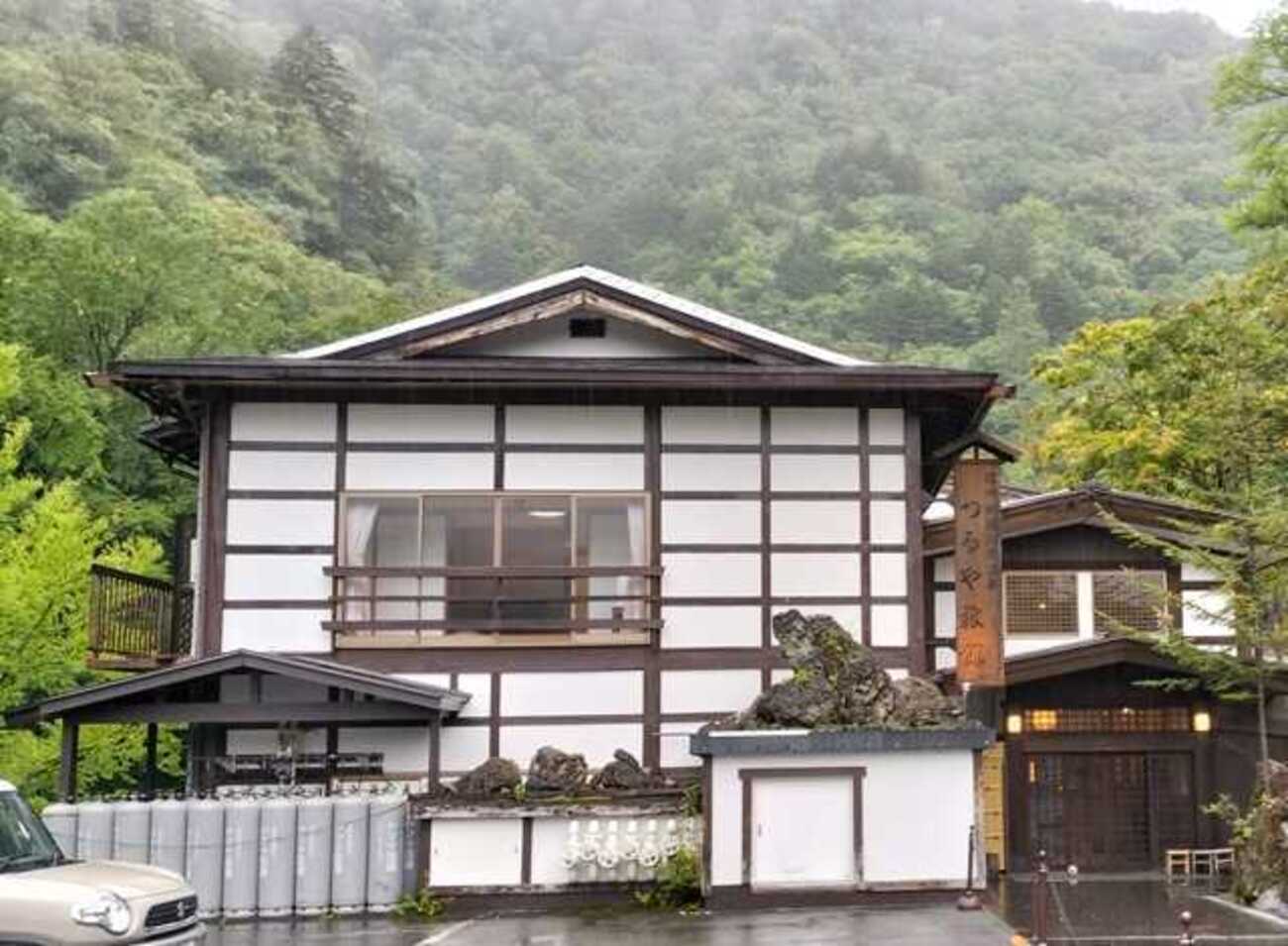 白骨温泉 つるや 旅館 閉館