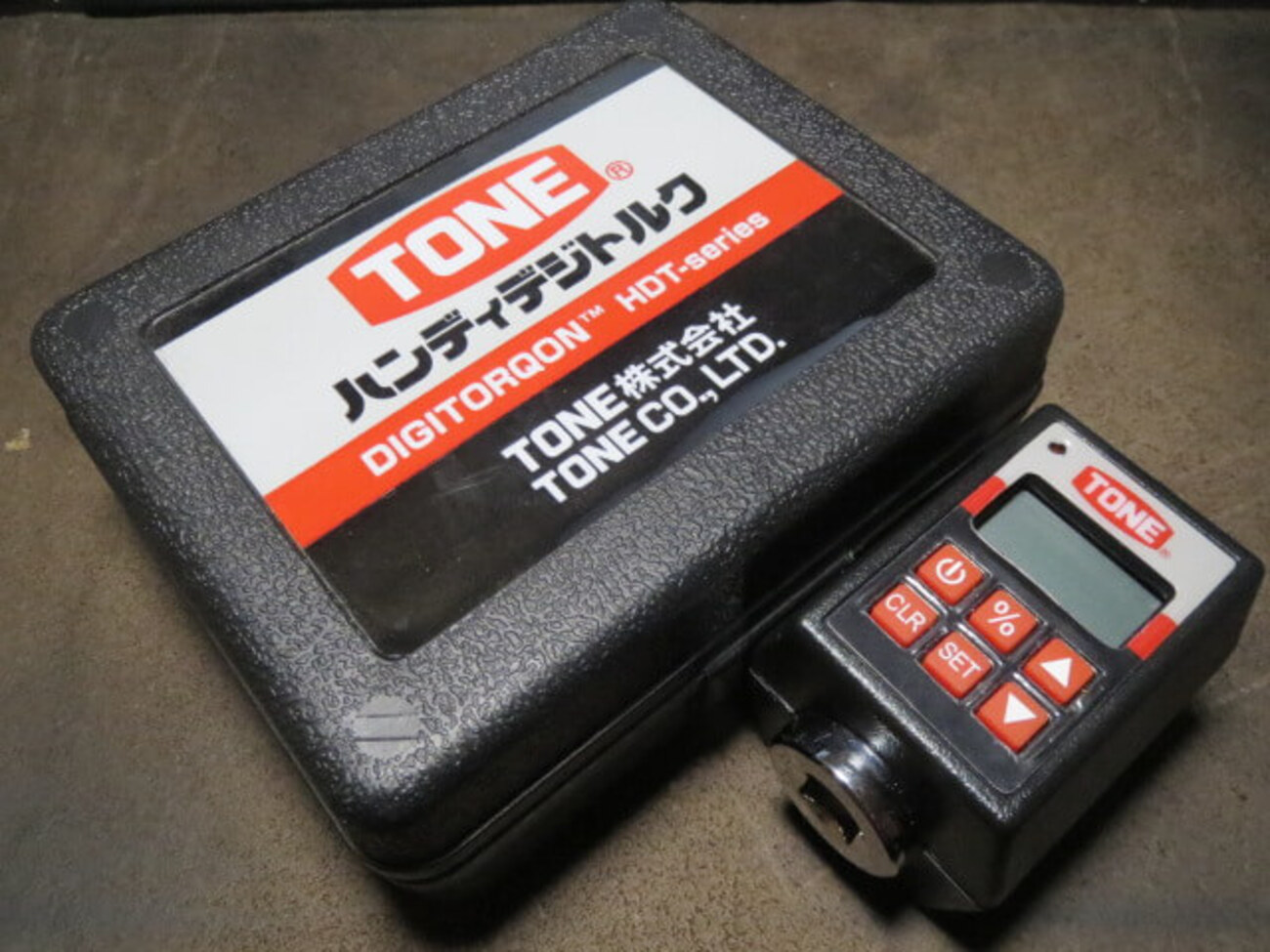 手持ちの工具がトルクレンチに！『toneハンディデジトルク』のレビュー 