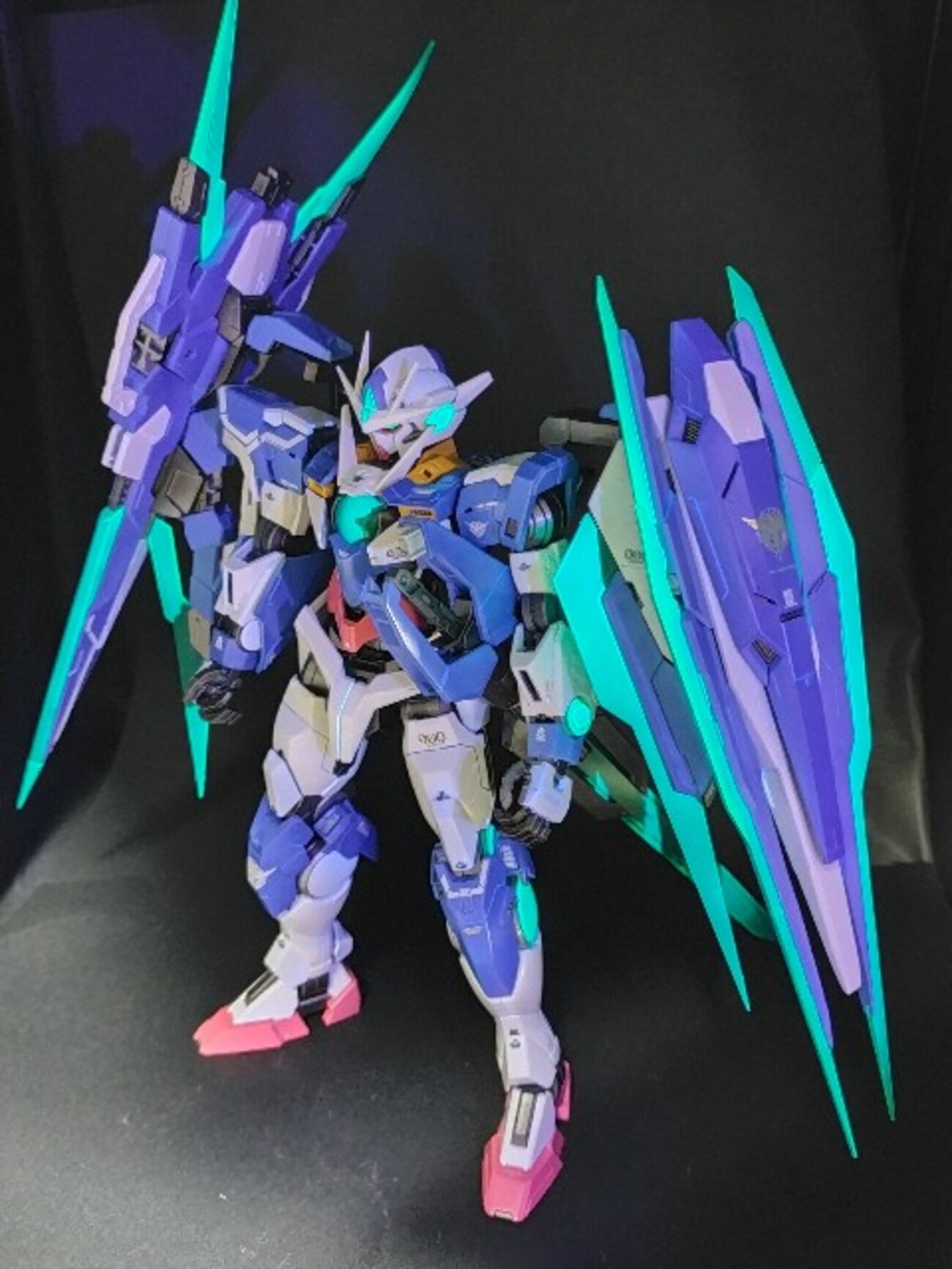 RG ダブルオークアンタフルセイバー RGウイングガンダムゼロEW バルバトス RG ダブルオークアンタフルセイバー RGウイングガンダムゼロEW