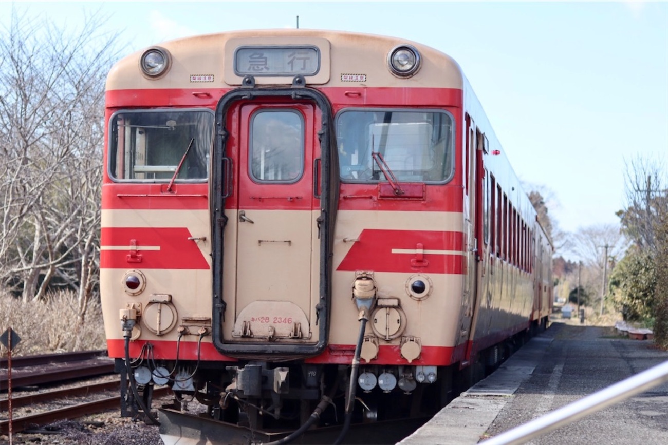 いすみ鉄道の「観光急行」｜国鉄形気動車キハ28・キハ52で昭和にタイム