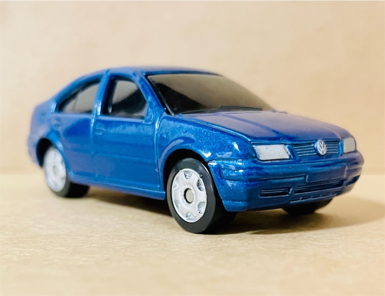 フォルクスワーゲンミニカー Amazon.co.jp: 京商 1/64 フォルクスワーゲン ミニカー