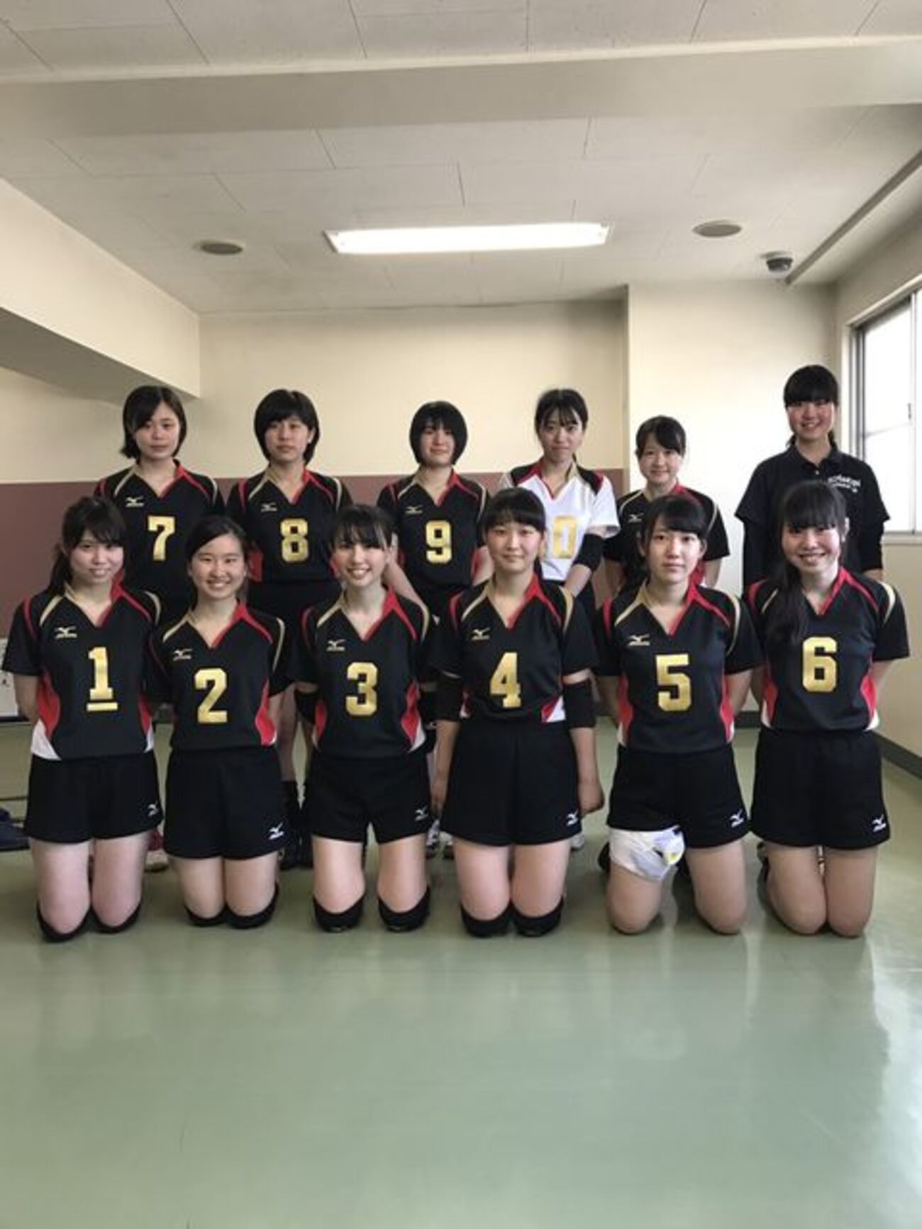 高校女子バレー部】二部大会出場決定 - JUNIOR & SENIOR HIGH