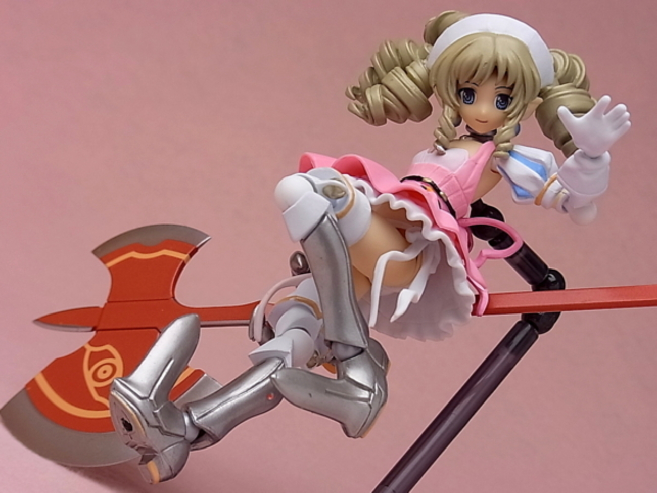 リボルテック クイーンズブレイド 鋼鉄姫 ユーミル レビュー - YOの玩具箱