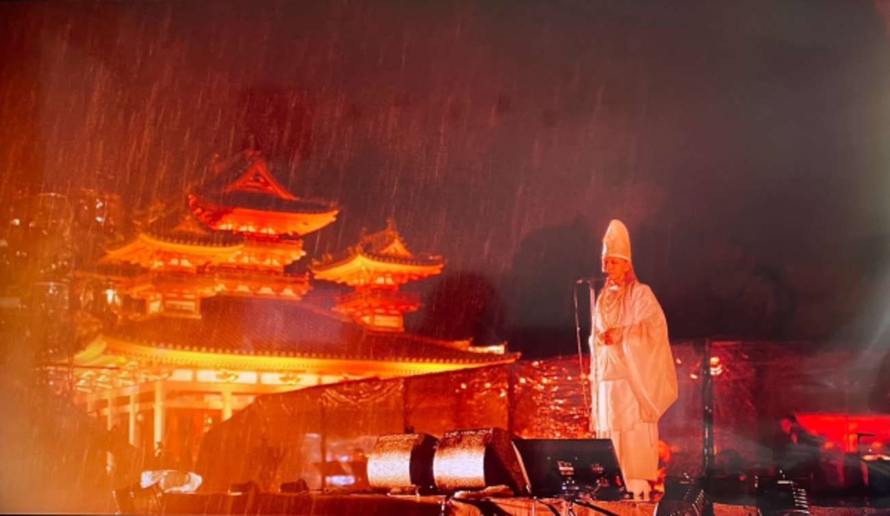 神様の歓迎の雨と感動のLIVE HYDE平安神宮 - 癒しの国の世界へようこそ