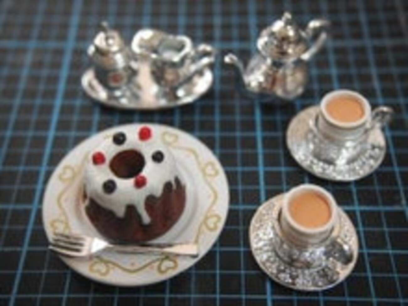リーメント】ご褒美ケーキ - 小さな世界