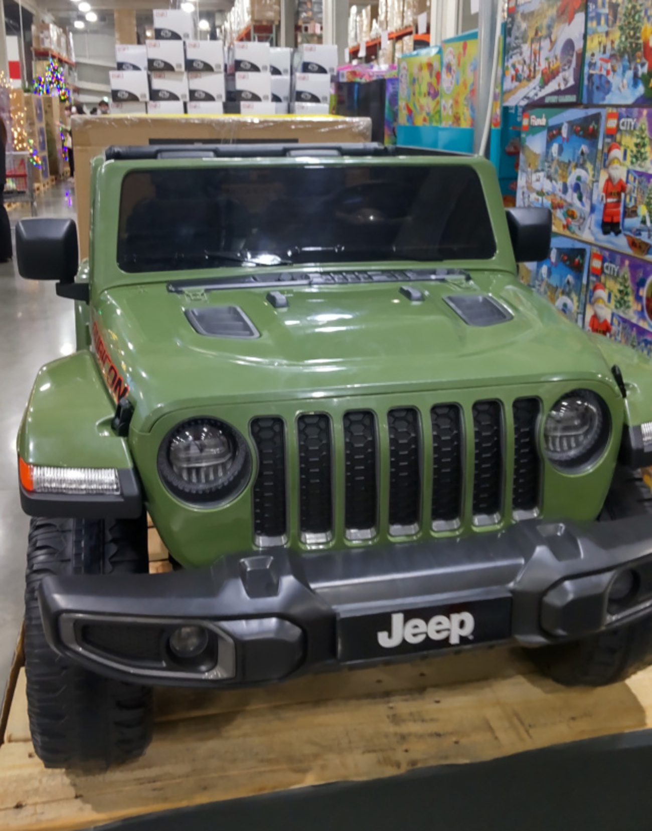 「引き取り希望」　子供用電動自動車　Jeepルビコン　コストコ　ジープ コストコの電動ジープ（新作カラー） - ガントレ！ブログ