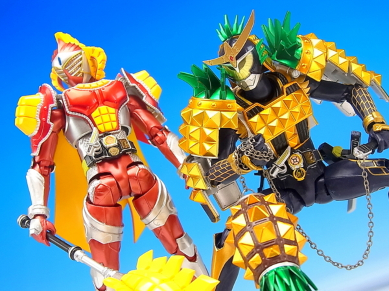 S.H.フィギュアーツ 仮面ライダー鎧武 パインアームズ ＆ 仮面ライダー 