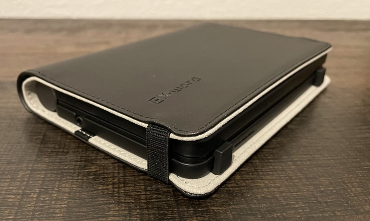 手帳のように持ち歩けるカシオの電子辞書「XD-SX6500」を購入 