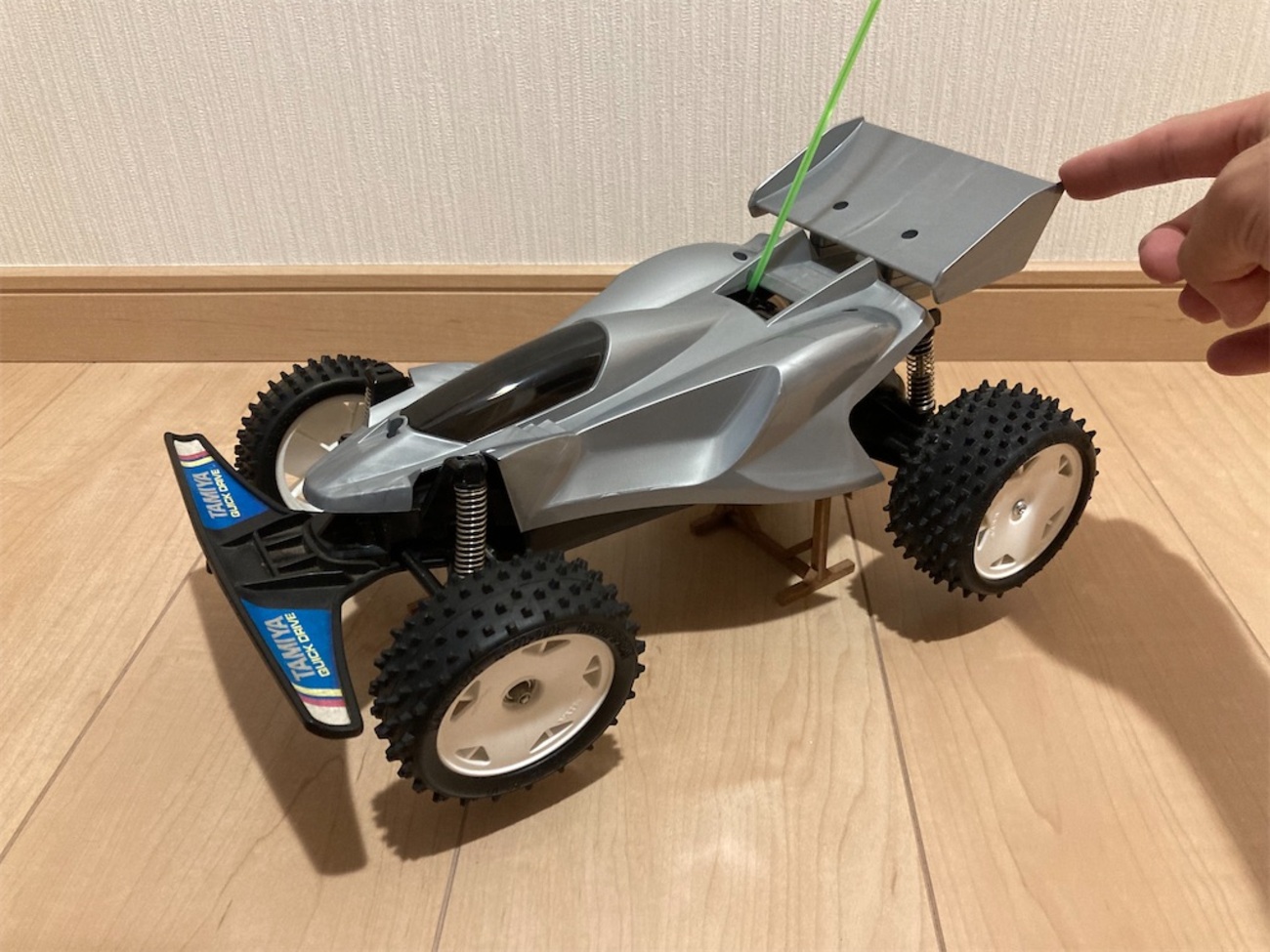 タミヤQD(クイックドライブ)マンタレイ レストアその③ タイヤ交換 