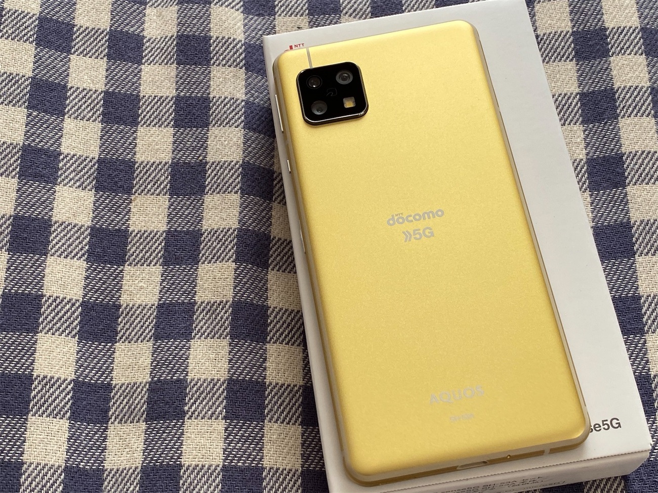 ドコモオンラインショップで白ロムのAQUOS Sense5Gを購入しました 