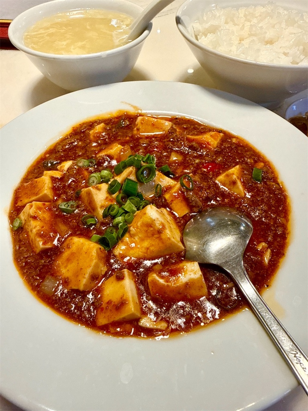 850円ランチ】横浜中華街の麻婆豆腐が高コスパ｜美心酒家 - みう