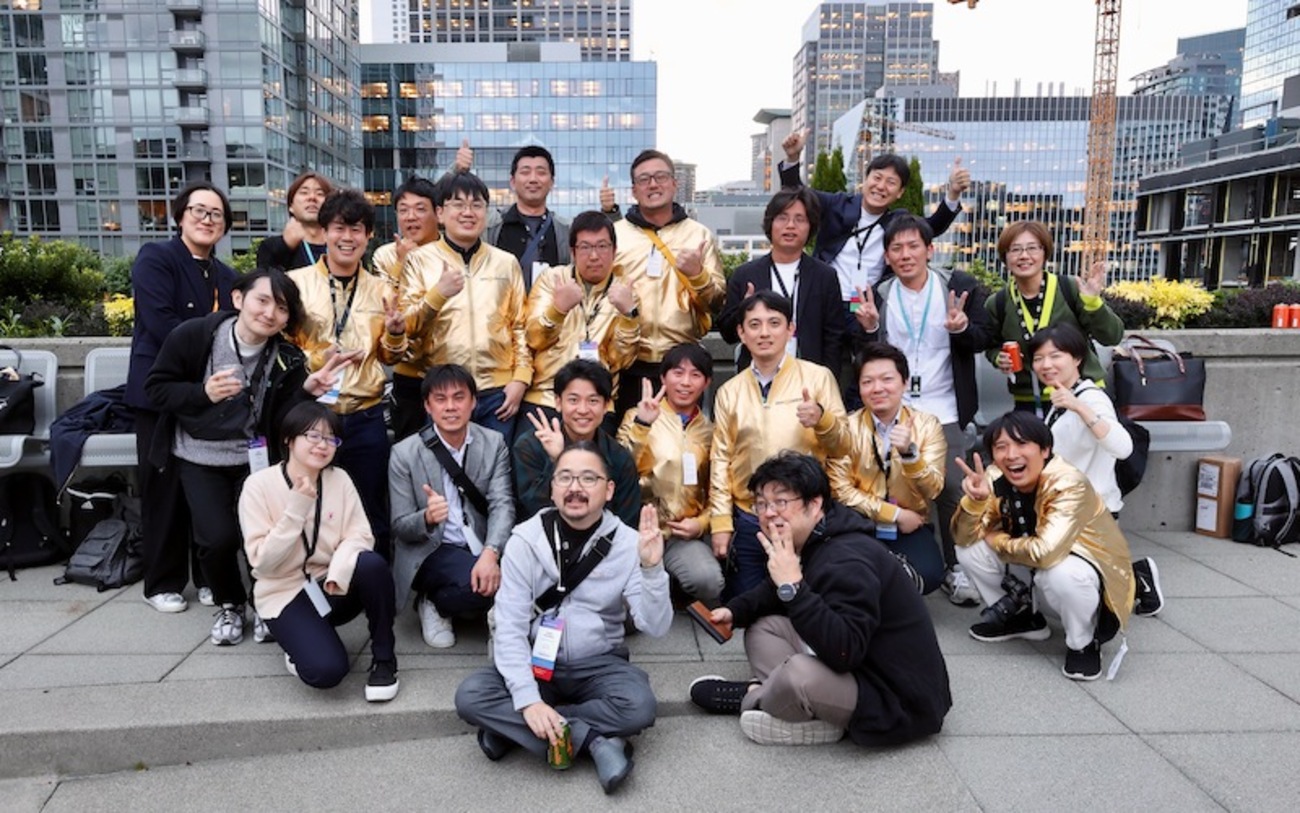 ゴールデンジャケット Mサイズ All Cert AWS Summit 2025 GuGkeKyXkAAelUl.jpg