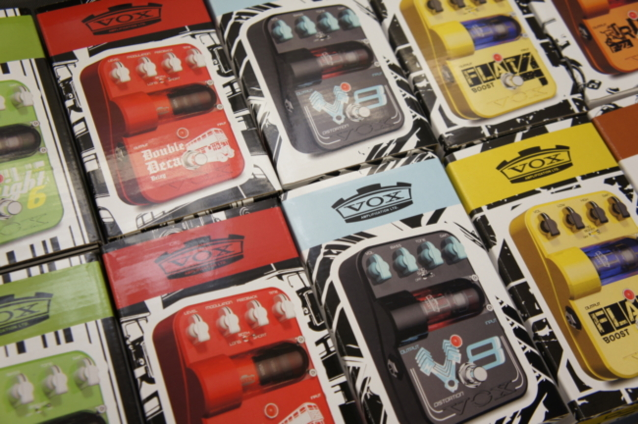 vox 真空管エフェクター V8 ディストーションギターエフェクター Voxのチューブ入りディストーション！「Vox Tonegarage V8