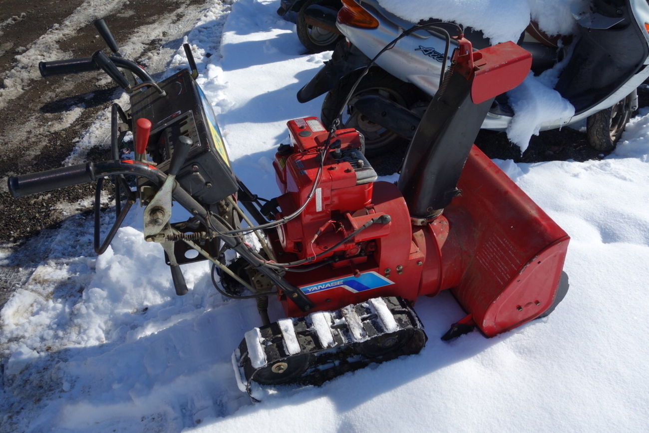 さらばポンコツ除雪機・・・そして新しい除雪機を買ってきました 