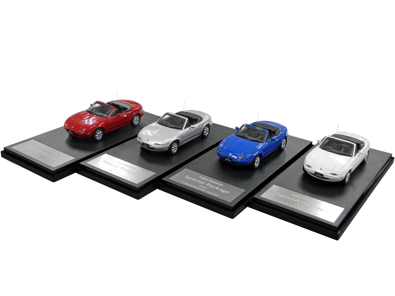 MAZDA COLLECTIONで「ユーノスロードスター スペシャルパッケージ」の1 
