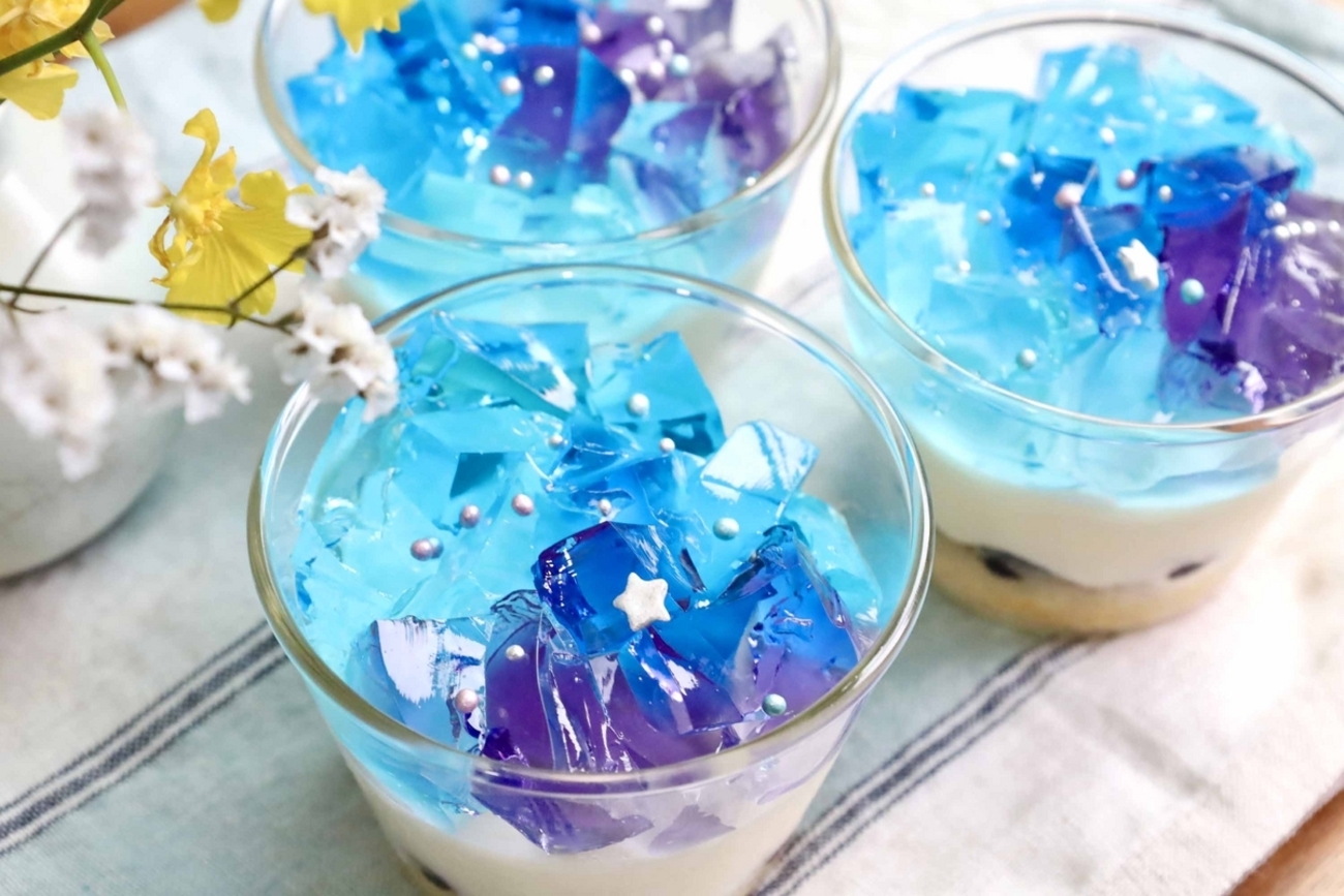 好きな色合いで！いちばん簡単な「紫陽花チーズケーキ」 - BOKUの簡単