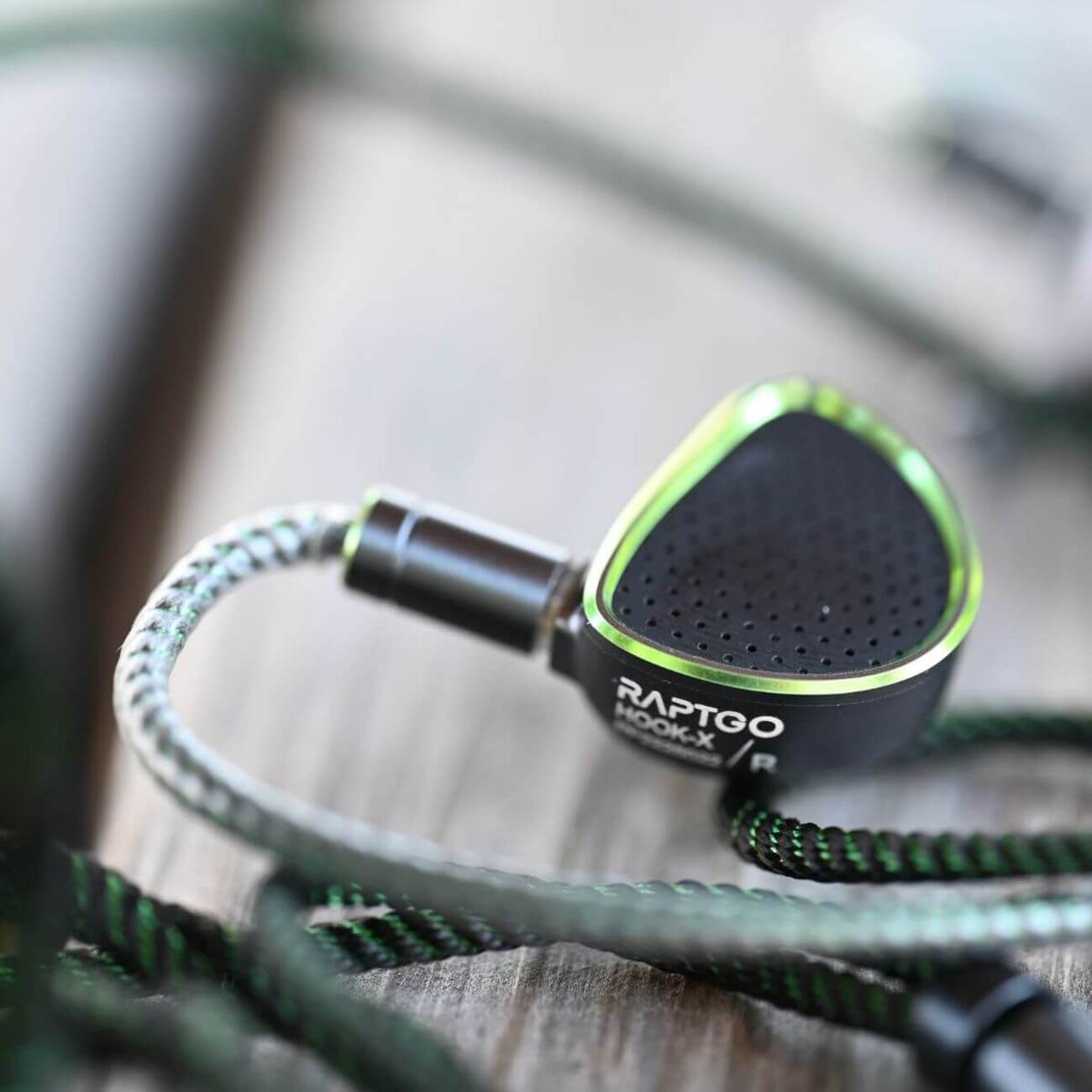 Chi-fi IEM Review) RAPTGO HOOK-X: High quality studio tuning