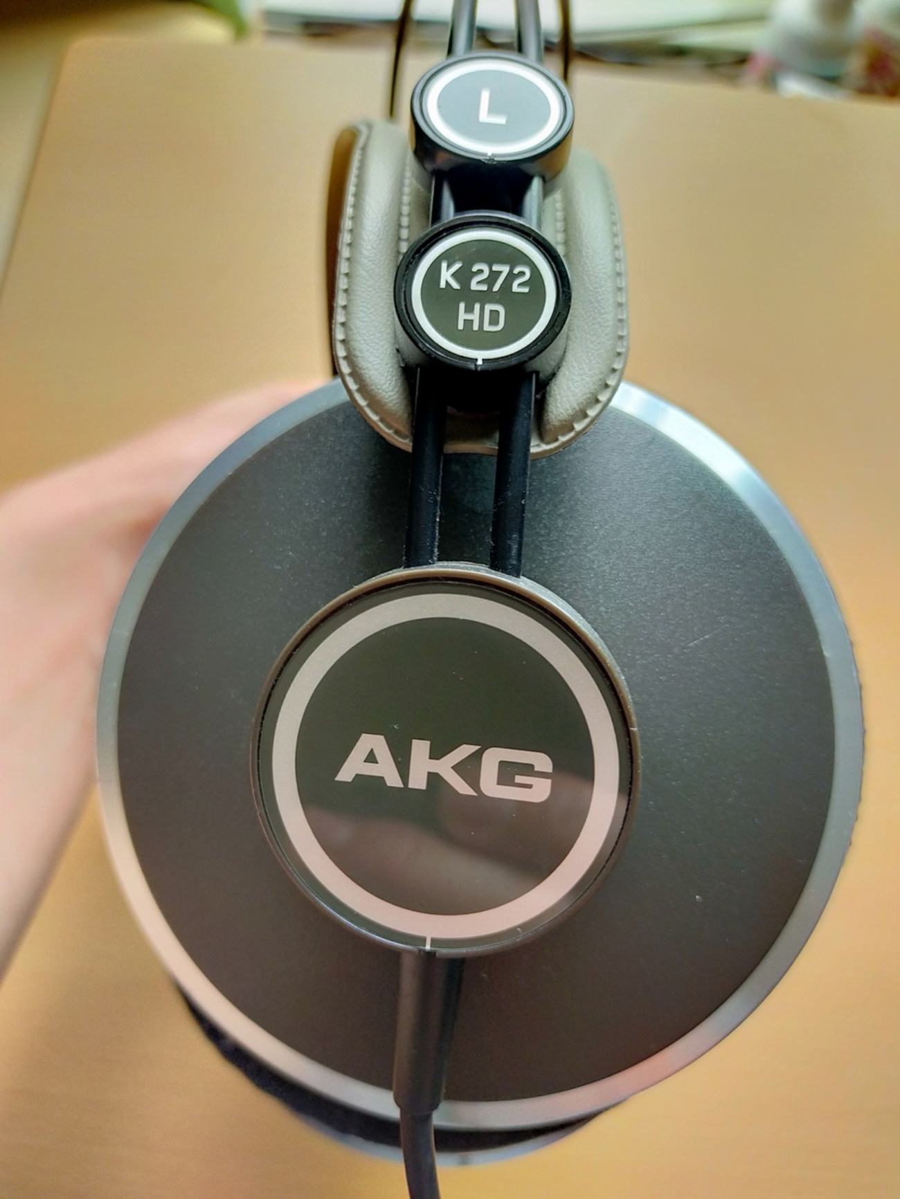 AKG「K272HD」タイトな低域と鮮明なボーカル!! - 私はイヤホン