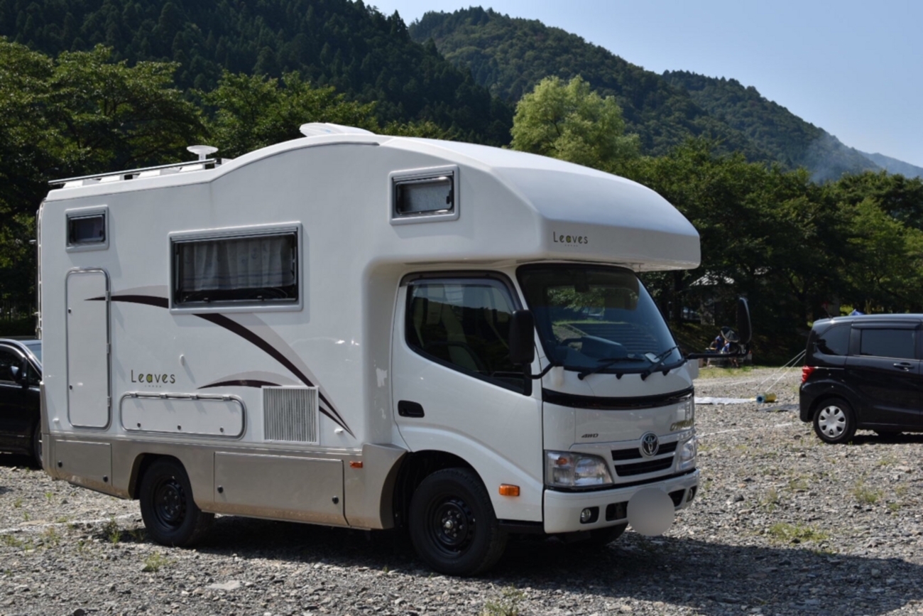 ケルヒャーより高評価「ヒダカ高圧洗浄機 HK-1890」は最強の洗車アイテム？ - イージュー☆camper