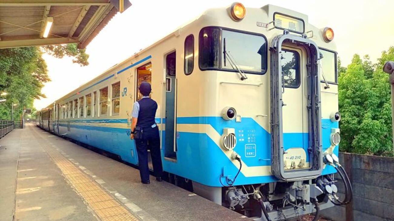 【鉄道ジオラマ】高徳線・栗林公園北口駅とその周辺　Nゲージ 鉄道ジオラマ】高徳線・栗林公園北口駅とその周辺 Nゲージ