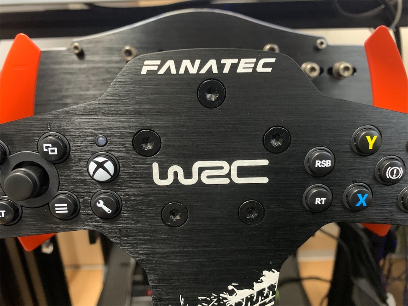 FANATEC/CSL elite wheel WRCとP1 wheelの比較 - GenesisPlanA