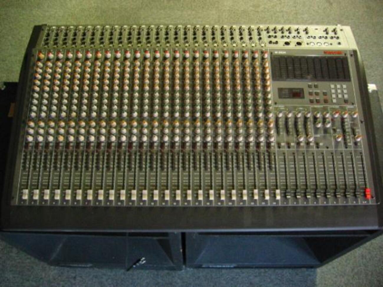 TASCAM M-08 タスカム　オーディオミキサー s-l400.jpg