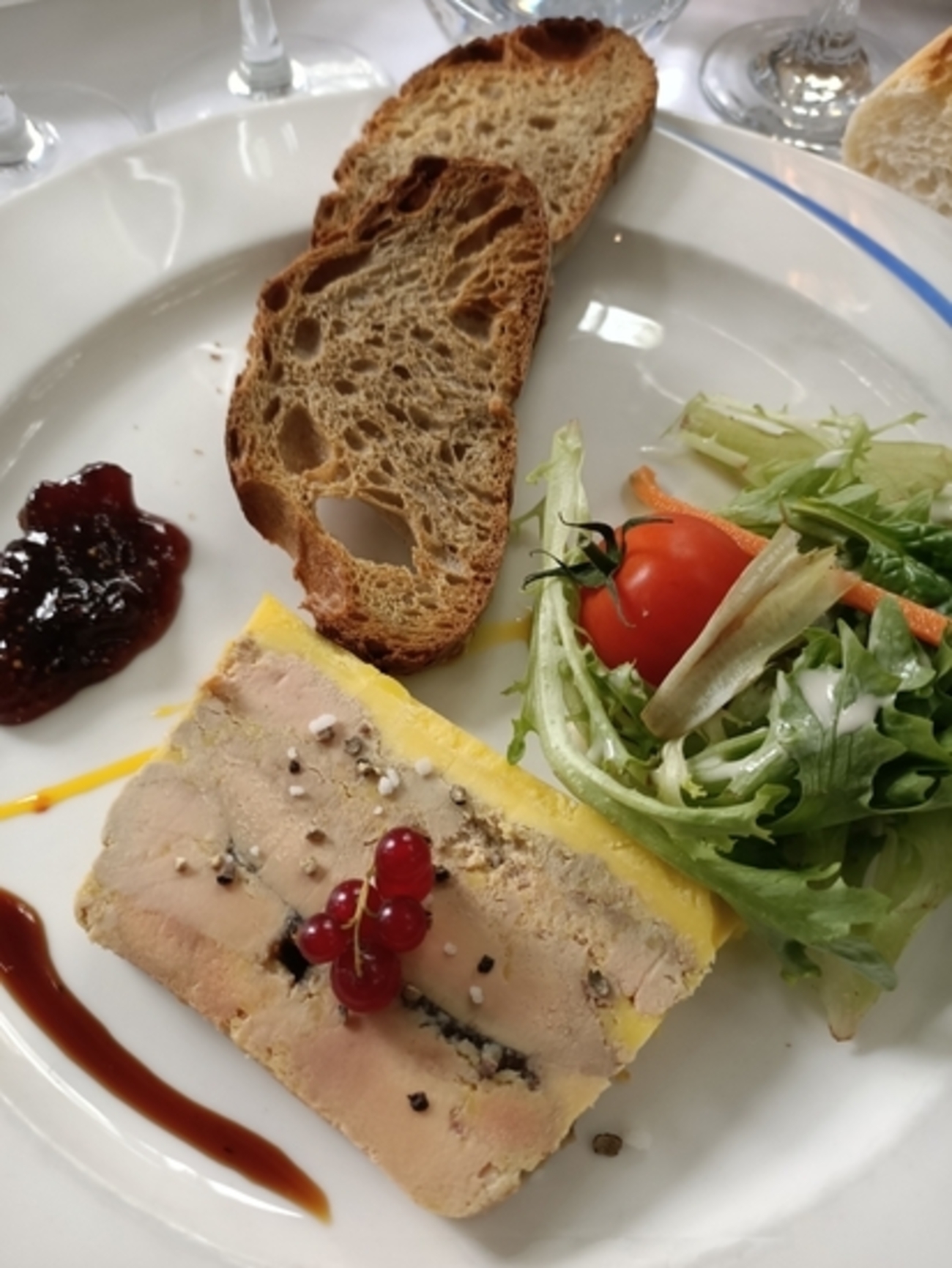 フォアグラの缶詰を大特集！テリーヌの食べ方まで全部知っちゃおう 